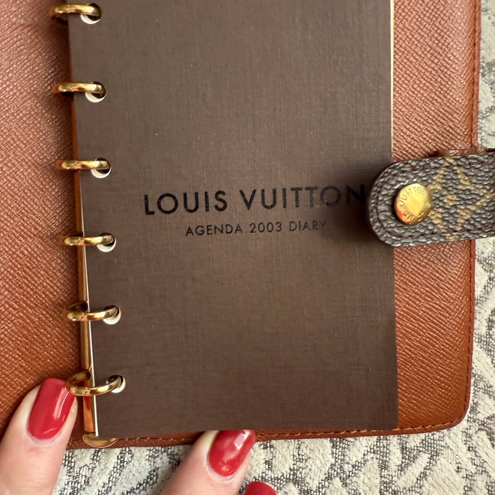 Louis Vuitton Authentic Small Ring Monogram Agenda - image 4